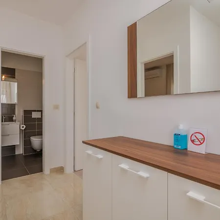 House Nemo בית נופש *